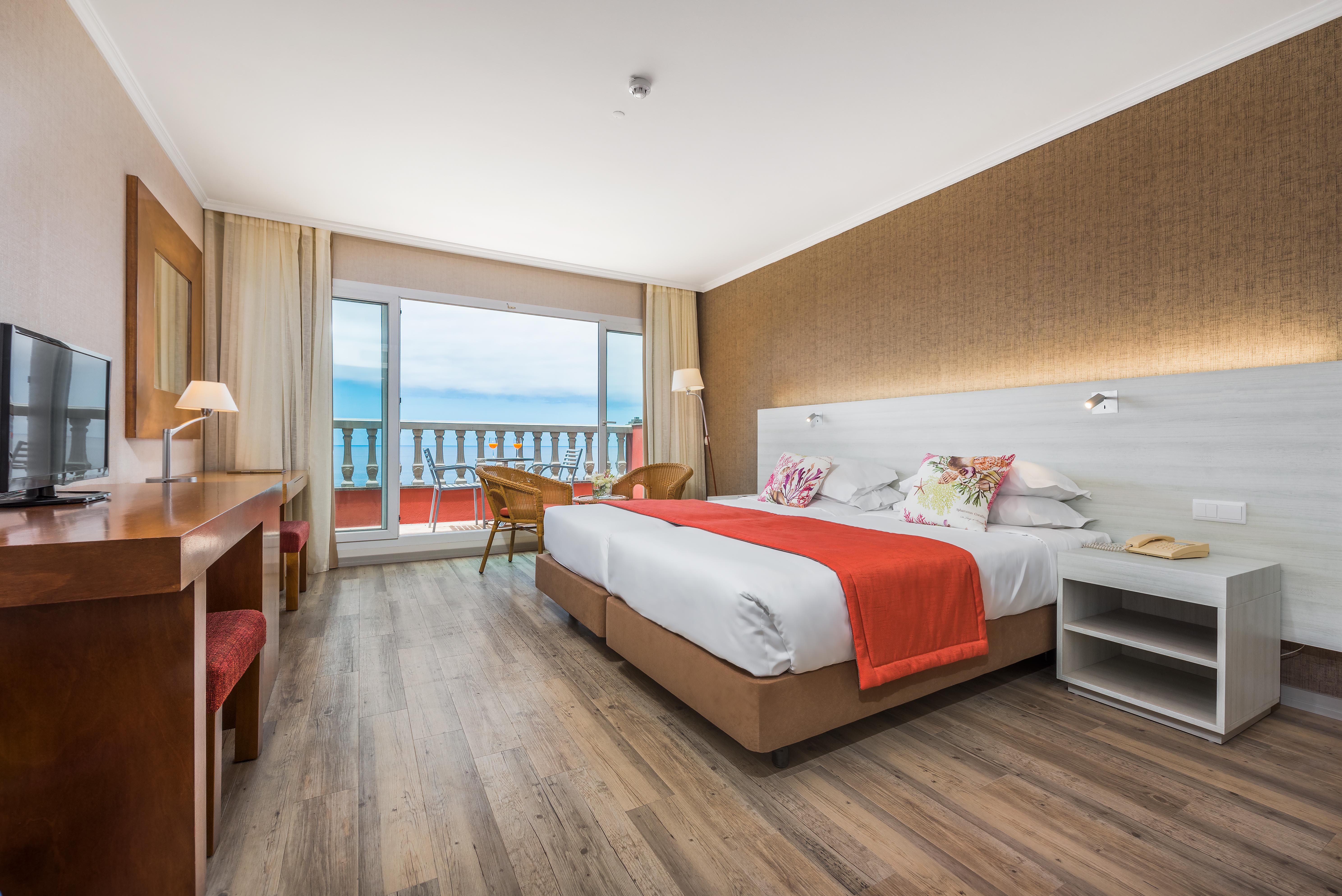 Enotel Sunset Bay ปอนตา ดู โซล ภายนอก รูปภาพ