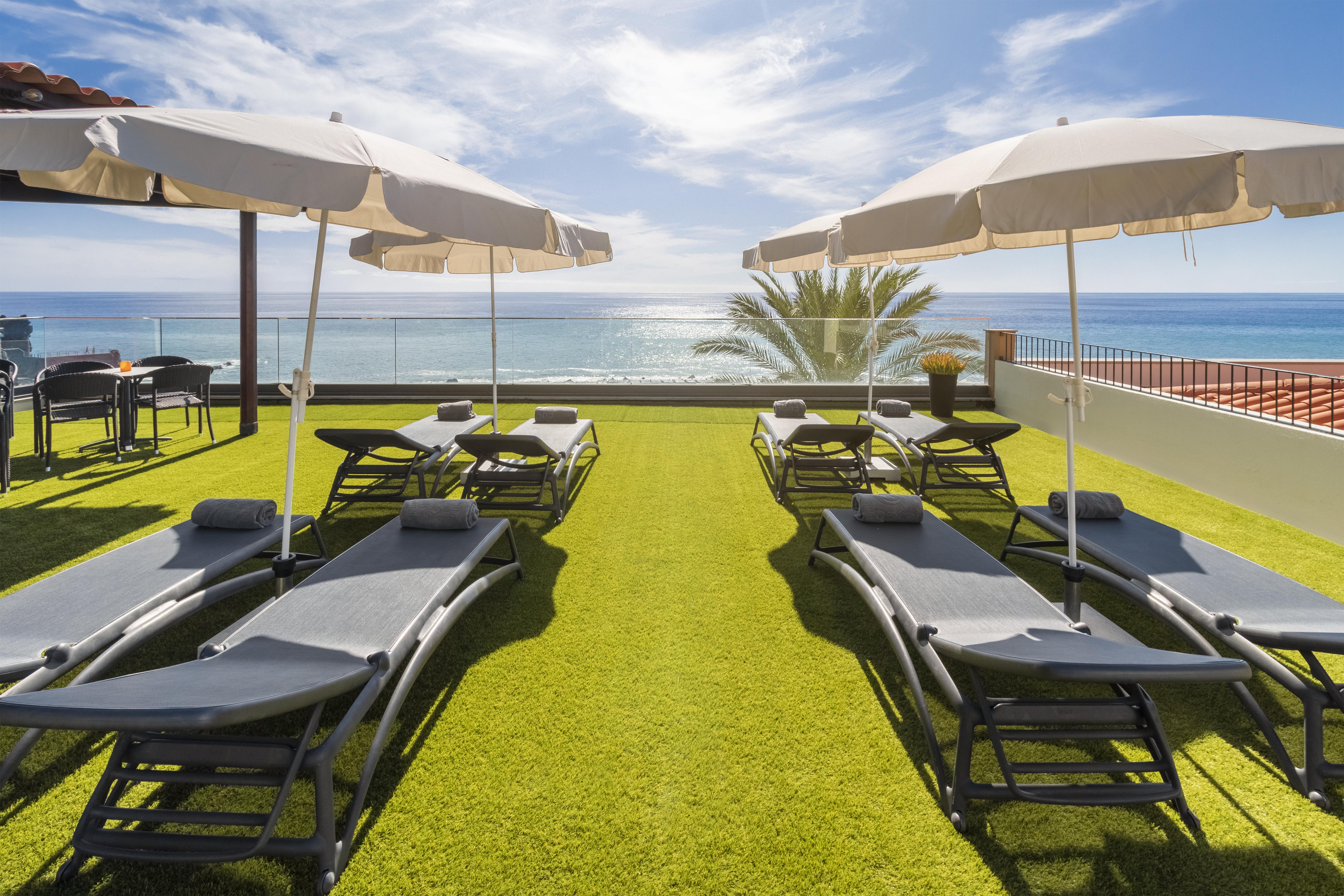 Enotel Sunset Bay ปอนตา ดู โซล ภายนอก รูปภาพ