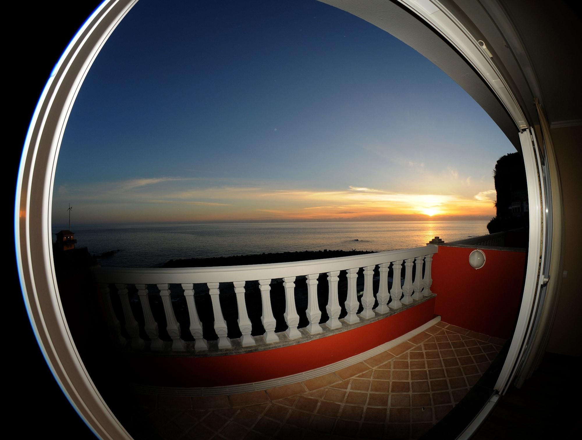 Enotel Sunset Bay ปอนตา ดู โซล ภายนอก รูปภาพ
